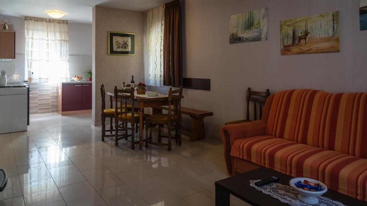 Apartment Kremzar ลกเว ภายนอก รูปภาพ